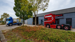 20251019-Tom-Holding-00278